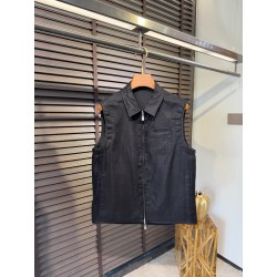 브루넬로 쿠치넬리 Brunello Cucineli 조끼