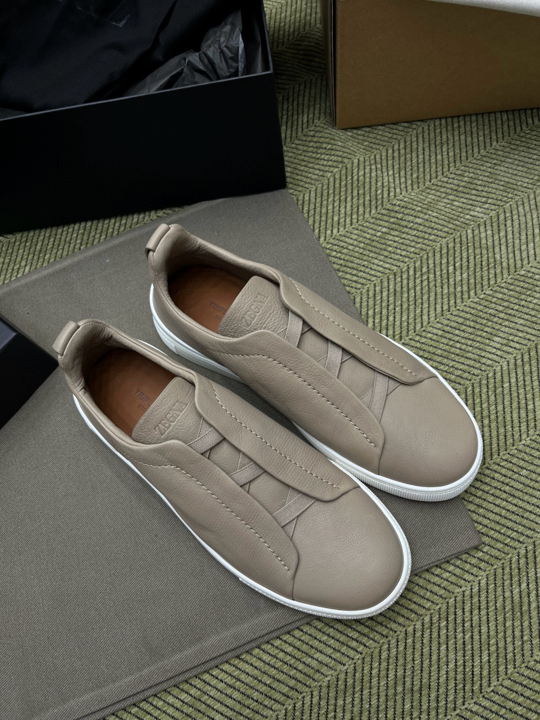 제냐 Zegna Triple Stitch 스니커즈 Light grey