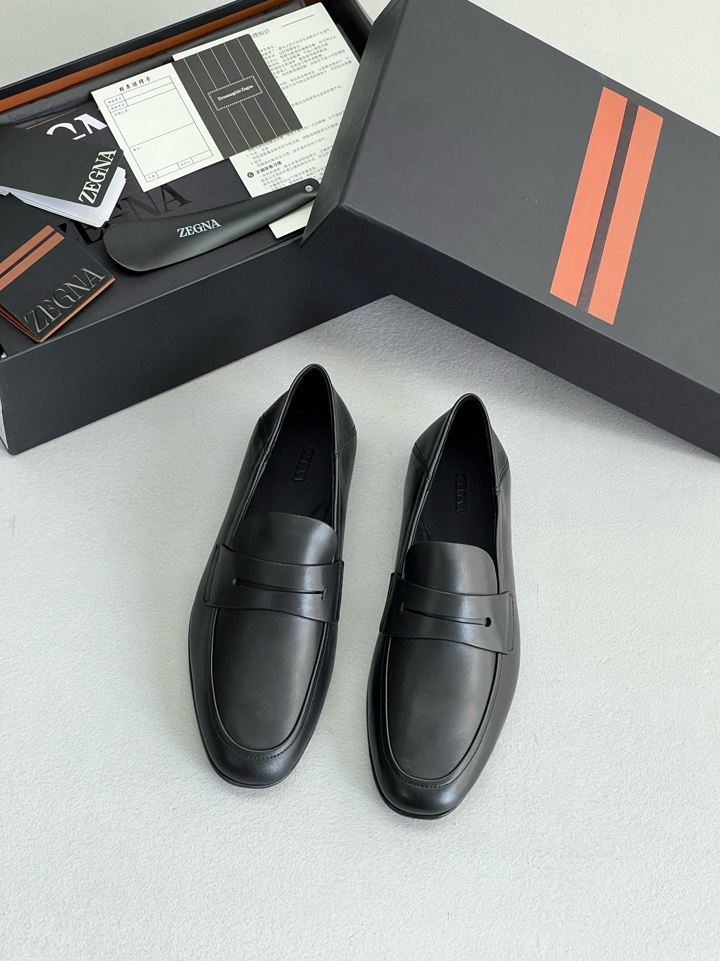 제냐 Zegna 로퍼 Black