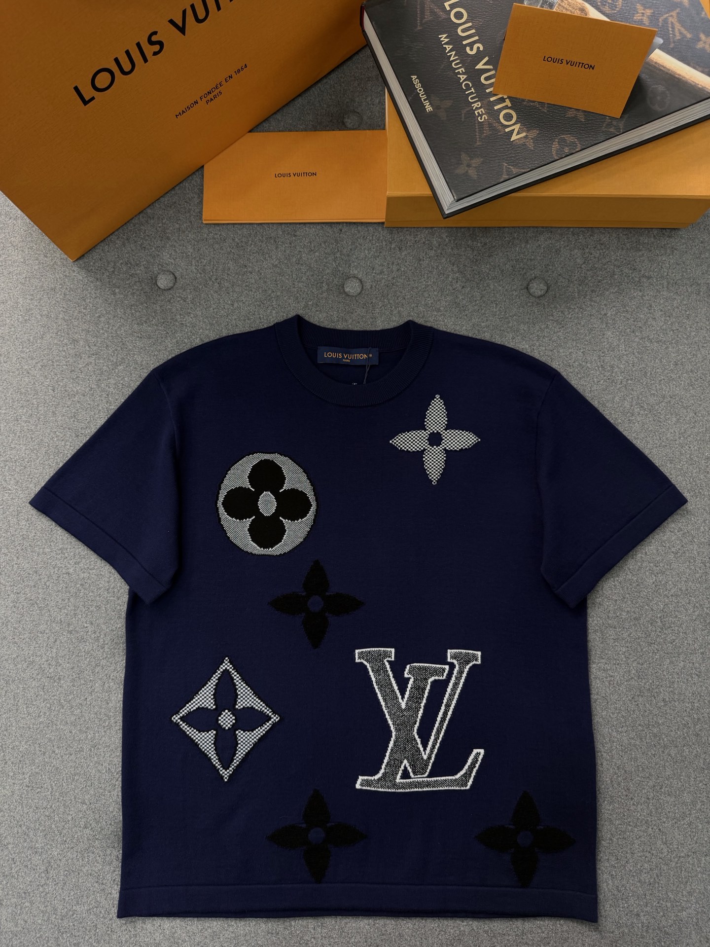 루이비통 Louis Vuitton 반팔 티셔츠