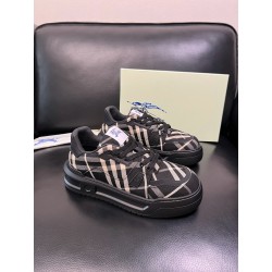 버버리 Burberry 스니커즈