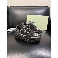 버버리 Burberry 스니커즈