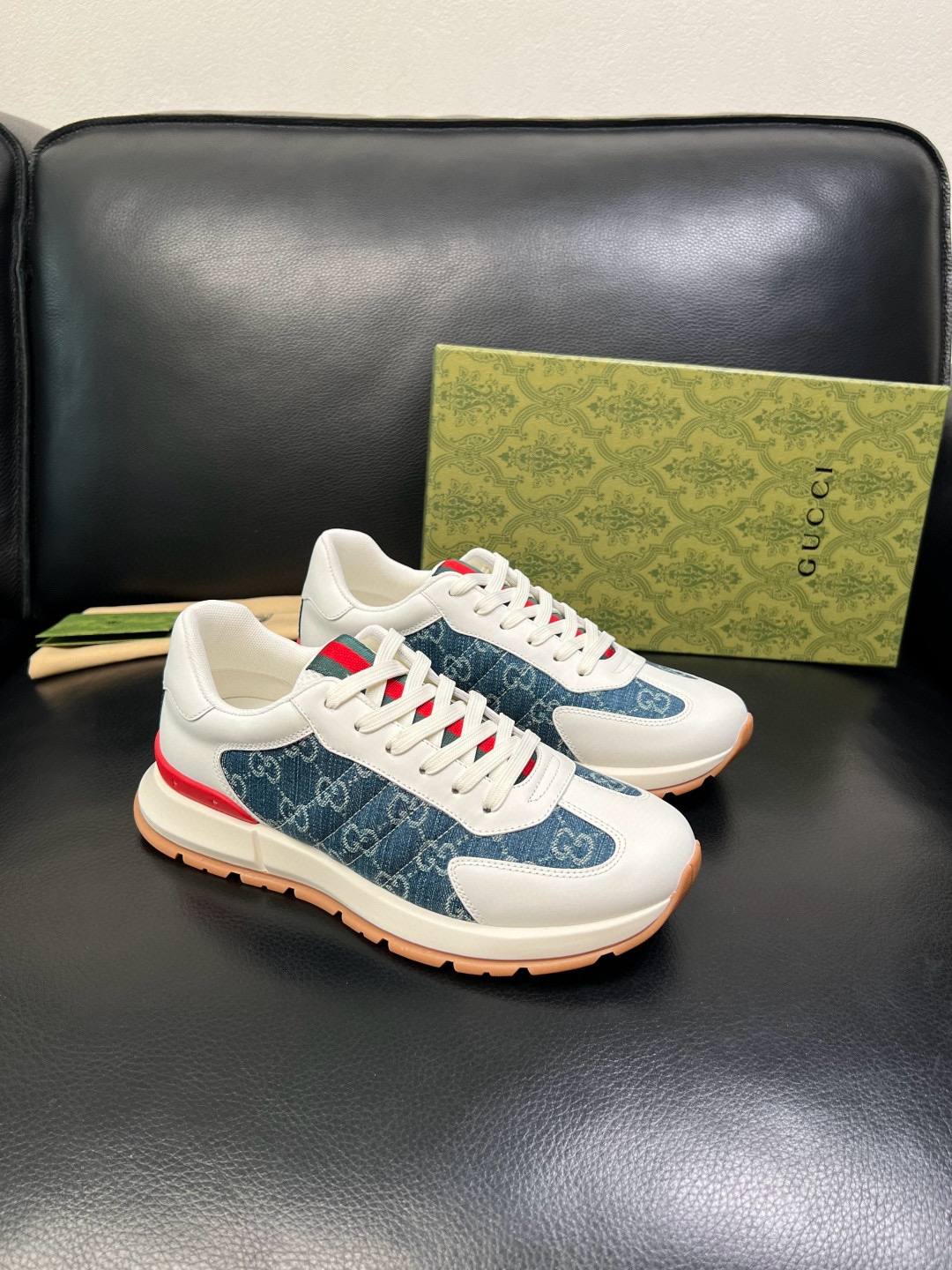 구찌 Gucci 스니커즈