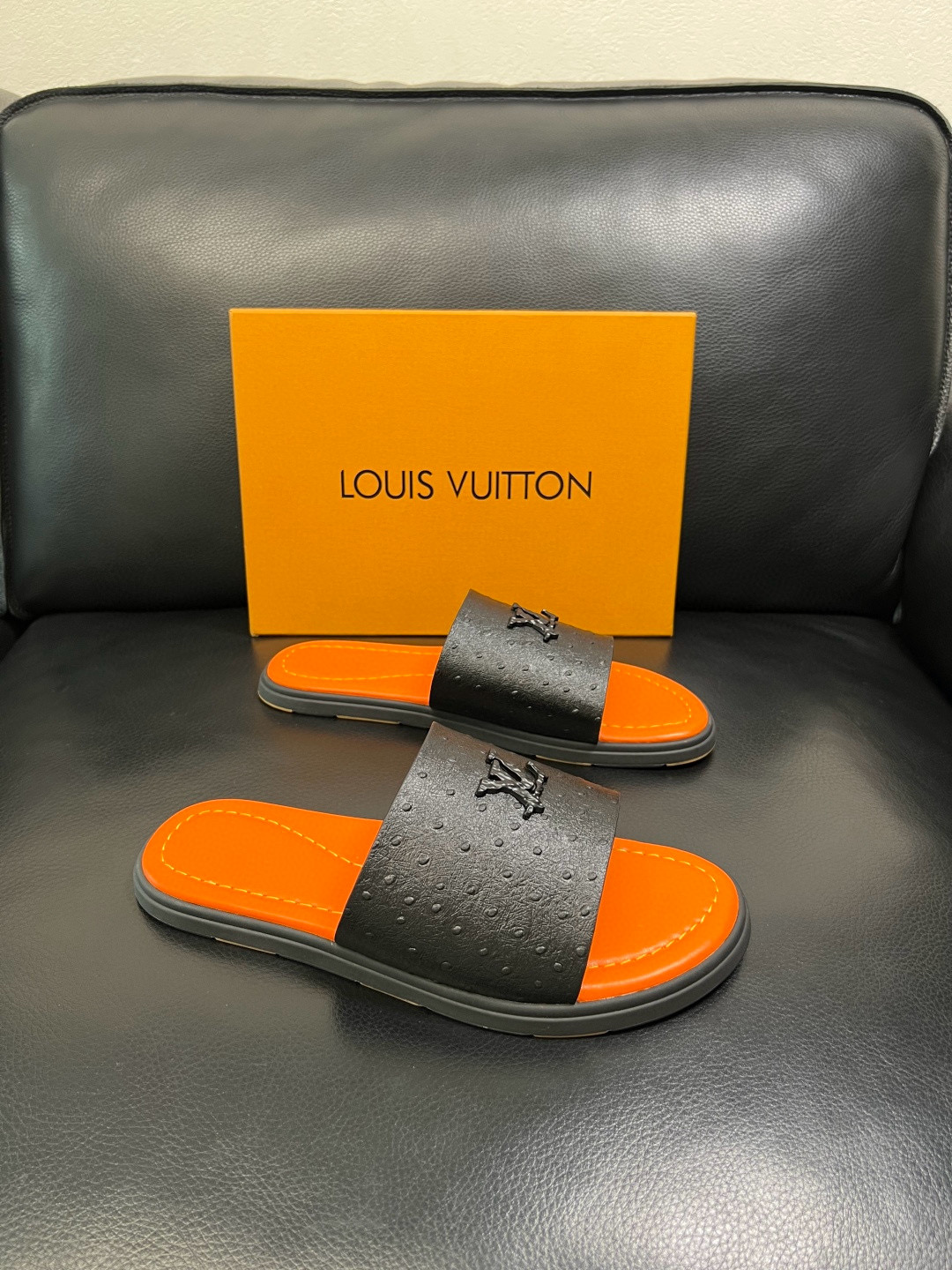 루이비통 Louis Vuitton 슬리퍼