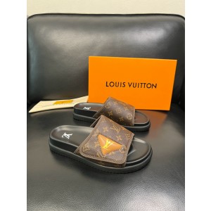 루이비통 Louis Vuitton 슬리퍼