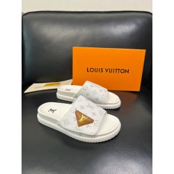 루이비통 Louis Vuitton 슬리퍼