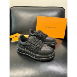 루이비통 Louis Vuitton 스니커즈