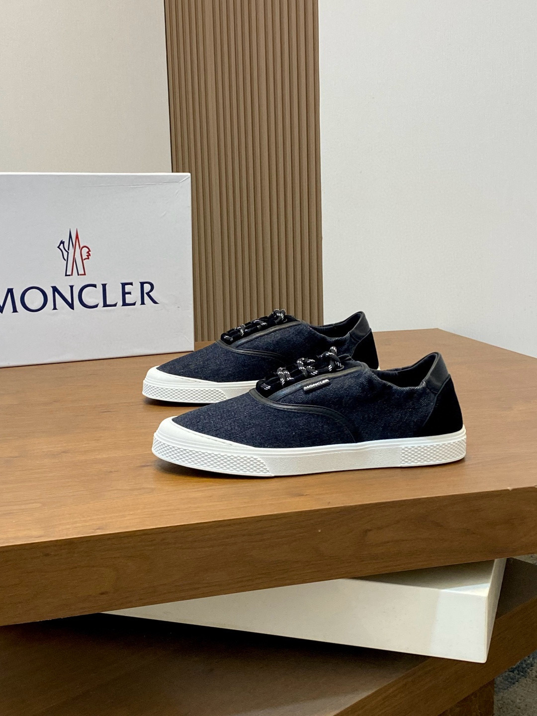 몽클레어 Moncler 스니커즈