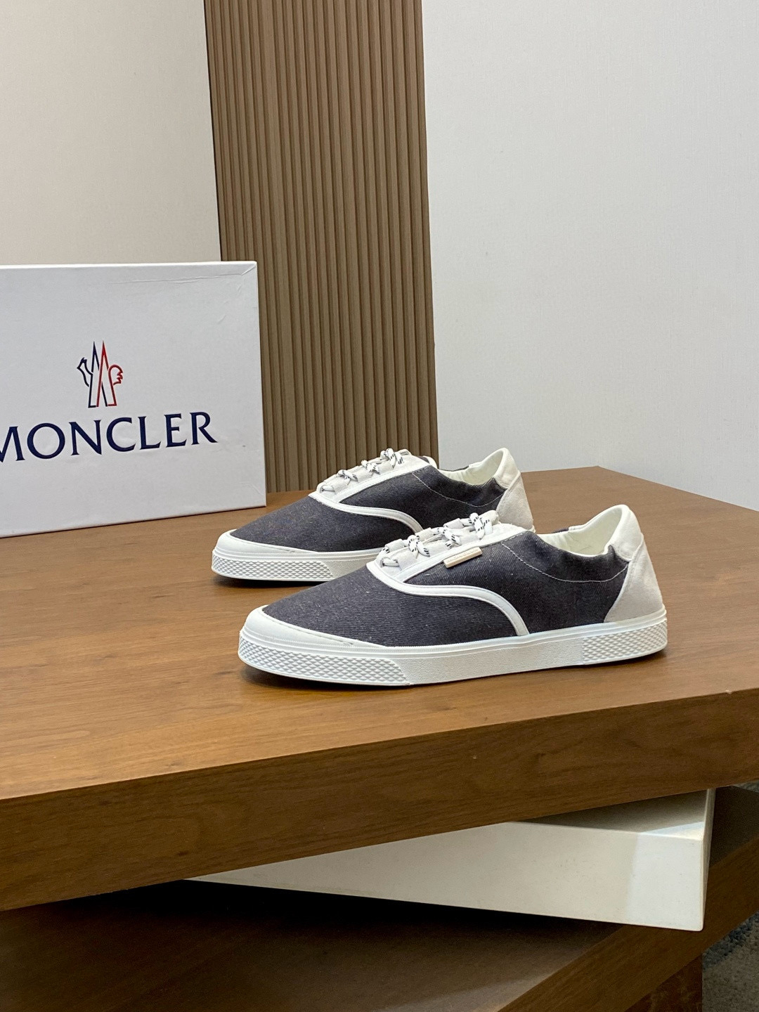 몽클레어 Moncler 스니커즈