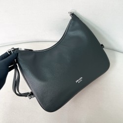 프라다 Prada 1BC288 Fold 라지 가죽 숄더백 블랙 33cm