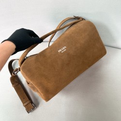 프라다 Prada 2VH194 스웨이드 숄더백 Cinnamon 33cm