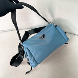 프라다 Prada 2VH206 Explore Re-Nylon 리나일론 및 가죽 백 Aviation Blue 31cm