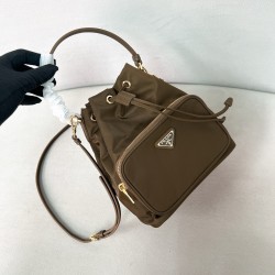 프라다 Prada 1BH038 Duet Re-Nylon 듀엣 리나일론 버킷 백 Siena 23cm