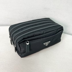 프라다 Prada 2NA030 Re-Nylon and Saffiano 가죽 여행용 파우치 Black 26cm
