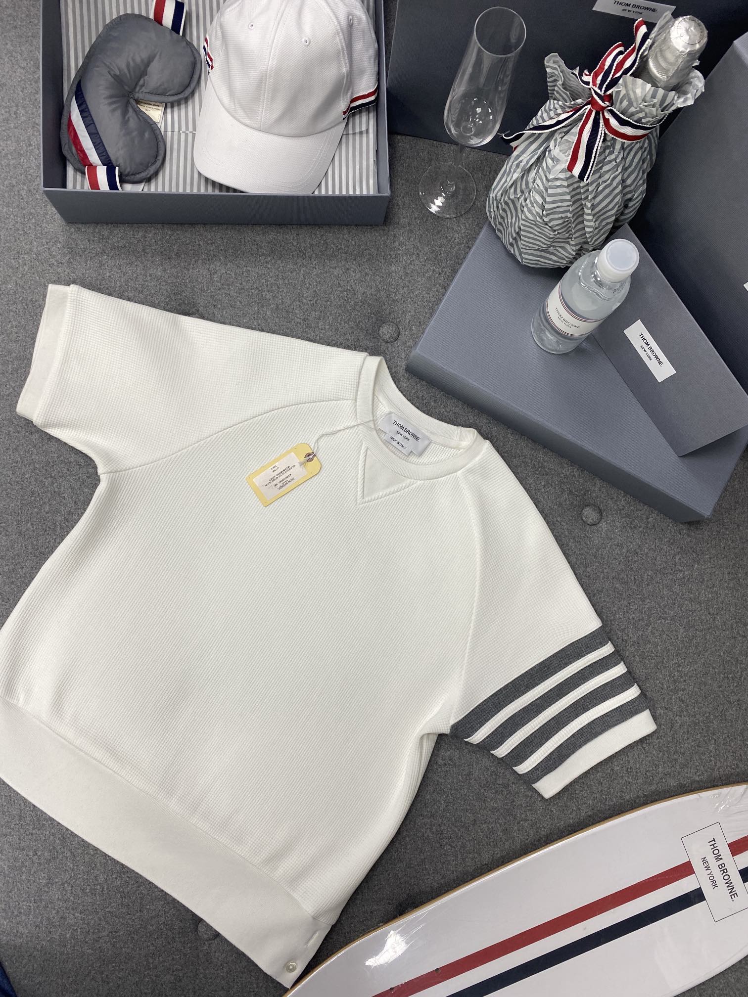 톰브라운 Thom Browne 반팔 티셔츠