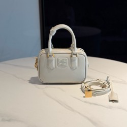 미우 미우 Miu Miu 5BB123 Arcadie 가죽 백 Chalk White 19cm