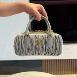 미우 미우 Miu Miu 5BB142 Arcadie 마테라쎄 나파 레더 백 Grey White 22cm