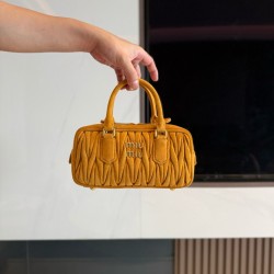 미우 미우 Miu Miu 5BB142 Arcadie Matelasse Suede Bag Whiskey 22cm