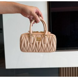 미우 미우 Miu Miu 5BP088 Arcadie 마테라쎄 나파 가죽 미니 백 Water Lily 19cm