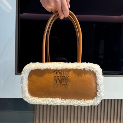 미우 미우 Miu Miu 5BB147 Beau Shearling Top-Handle Bag Cognac Natural 28cm