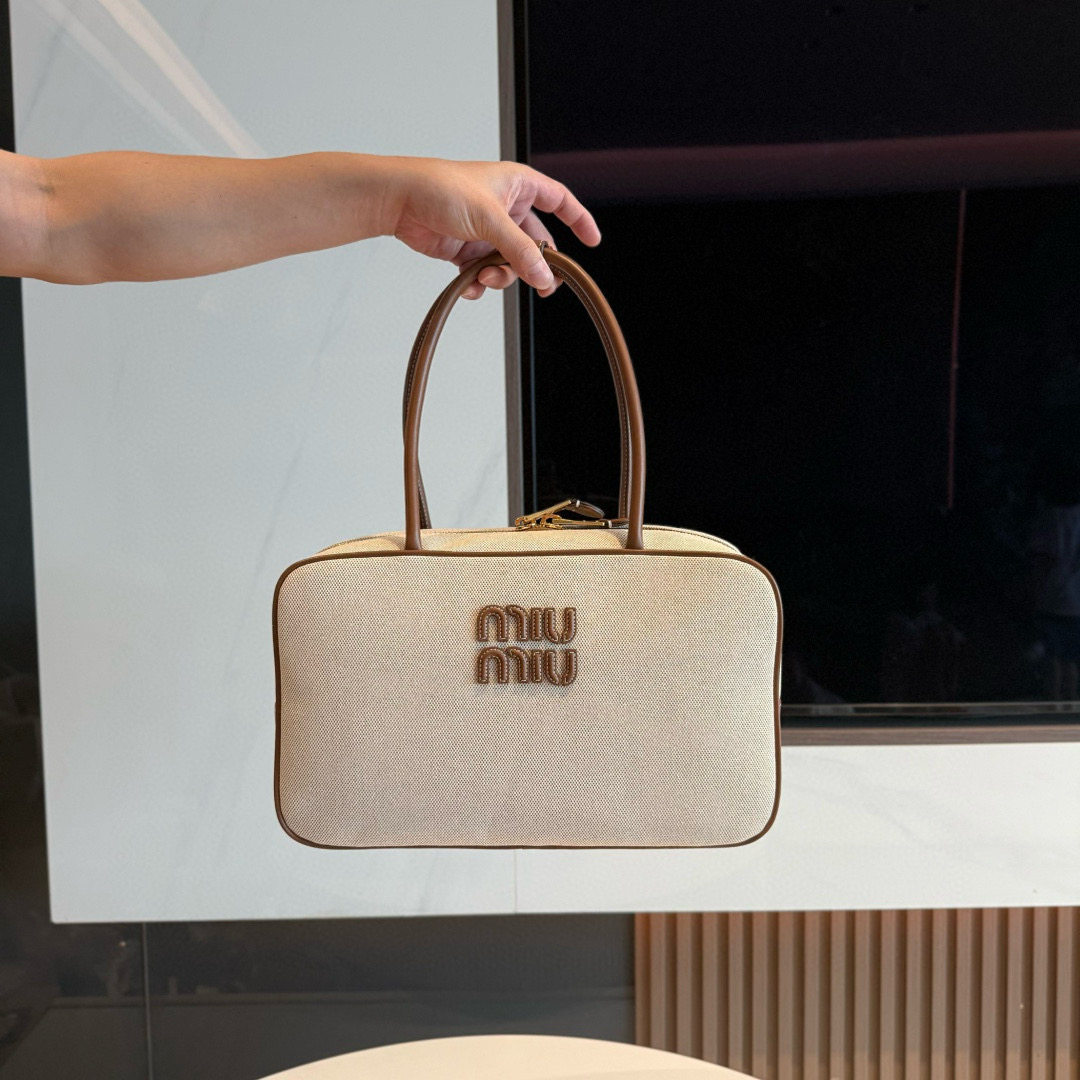 미우 미우 Miu Miu 5BB163 Beau 캔버스 및 가죽 보 백 Beige and Brandy 34cm