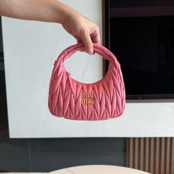 미우 미우 Miu Miu 5BC125 Wander 마테라쎄 나파 가죽 호보 백 Begonia Pink 20cm