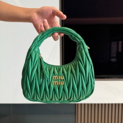 미우 미우 Miu Miu 5BC125 Wander 마테라쎄 나파 가죽 호보 백 Mango 20cm