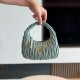 미우 미우 Miu Miu 5BC125 Wander 마테라쎄 나파 가죽 호보 백 Powder Blue 20cm