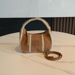 미우 미우 Miu Miu 5BC125 Wander 스웨이드 크로쉐 백 시나몬 20cm