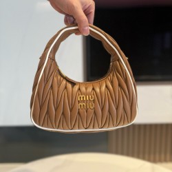 미우 미우 Miu Miu 5BC125 Wander 마테라쎄 나파 레더 백 Cognac White 20cm