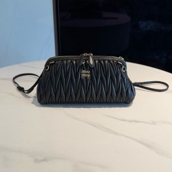 미우 미우 Miu Miu 5BF130 Caprice matelassé nappa leather clutch Black 28cm