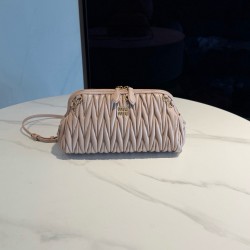 미우 미우 Miu Miu 5BF130 Caprice matelassé nappa leather clutch Powder Pink 28cm