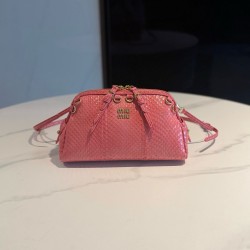 미우 미우 Miu Miu 5BF131 Caprice  에이어스 가죽 클러치 Petal Pink 24cm
