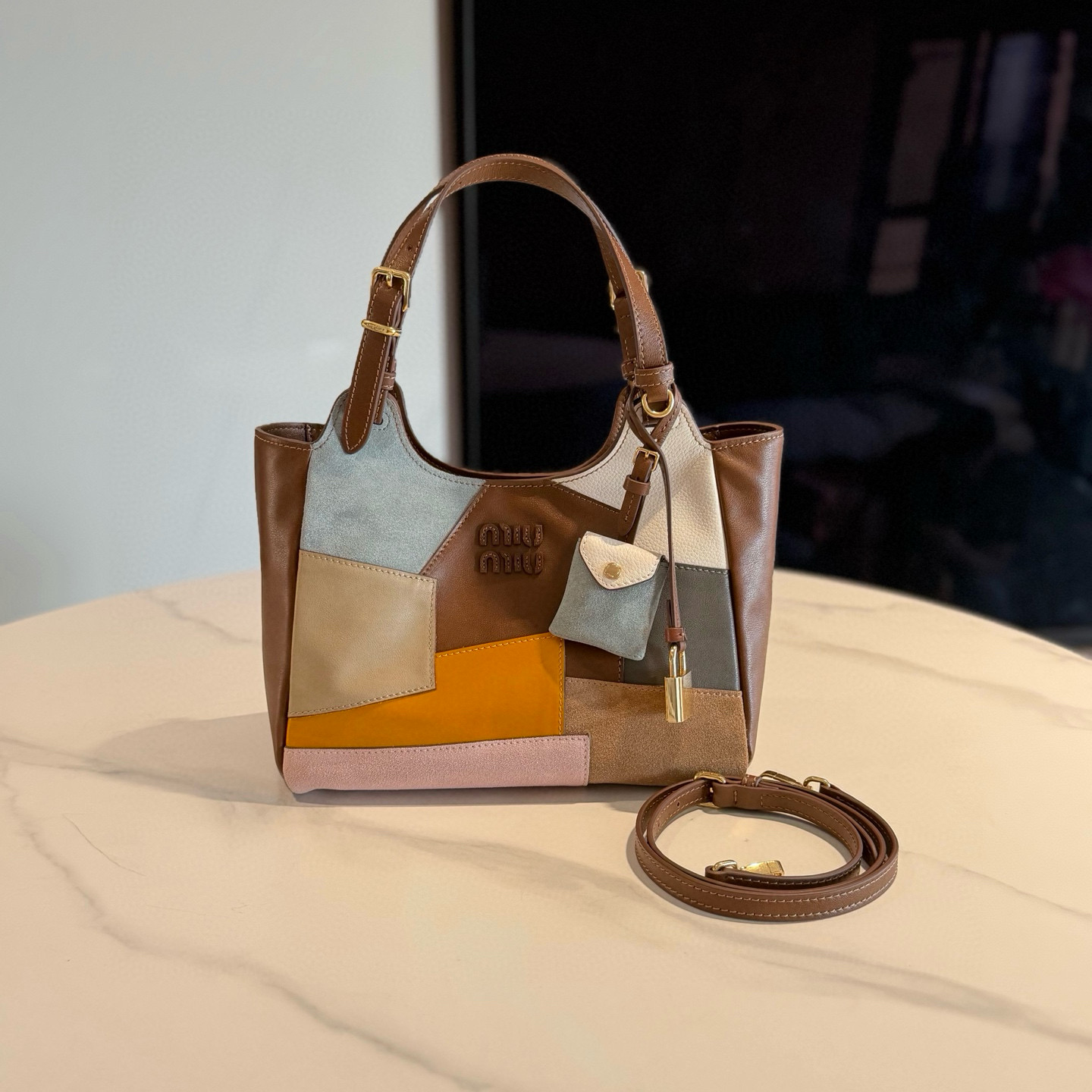 미우 미우 Miu Miu 5BA304 Shoulder Bag 26cm