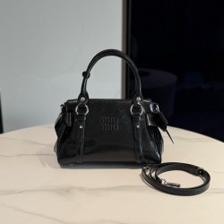 미우 미우 Miu Miu 5BA327 가죽 탑 핸들 백 Black 28cm