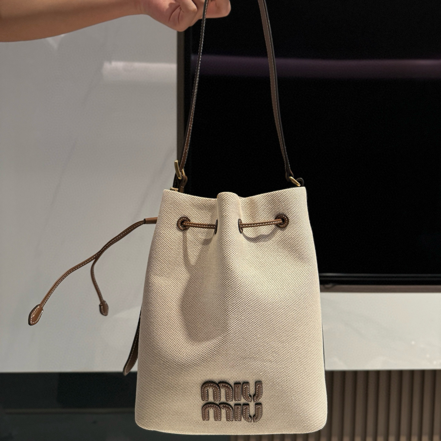 미우 미우 Miu Miu 5BE089 Canvas Leather Bucket Bag Beige Brandy 23cm