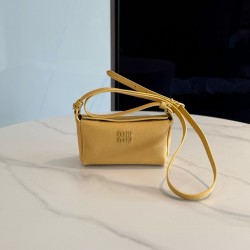 미우 미우 Miu Miu 5BE097 Leather pouch Yellow 18cm