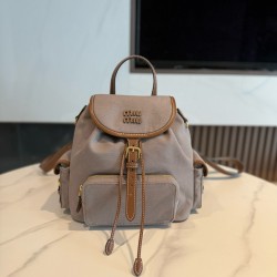 미우 미우 Miu Miu 5BZ042 캔버스 및 가죽 백팩 Aluminum Brandy 25cm