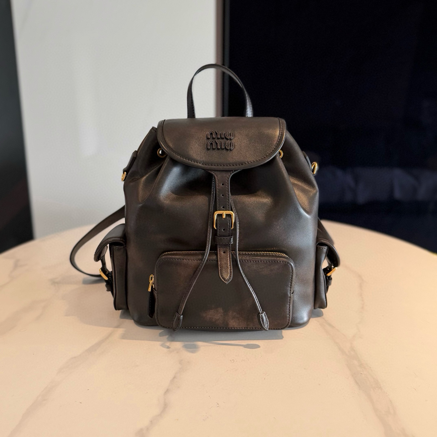 미우 미우 Miu Miu 5BZ042 가죽 백팩 Coffee 25cm