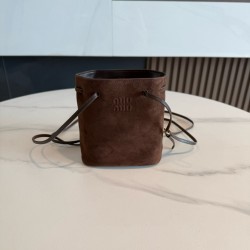 미우 미우 Miu Miu 5NF460 스웨이드 파우치 Cocoa Brown 14cm