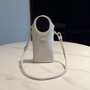 미우 미우 Miu Miu 5ZT08M 가죽 스마트폰 케이스 White 12.5cm