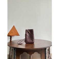 보테가베네타 Bottega Veneta 843890 Andiamo Phone Pouch 14cm