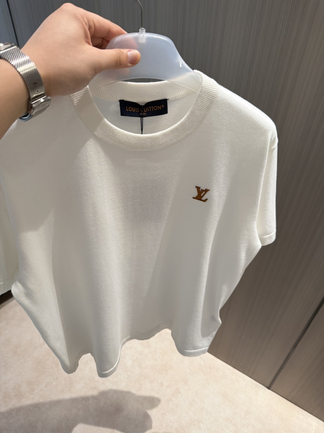 루이비통 Louis Vuitton 반팔 티셔츠 1AK70T