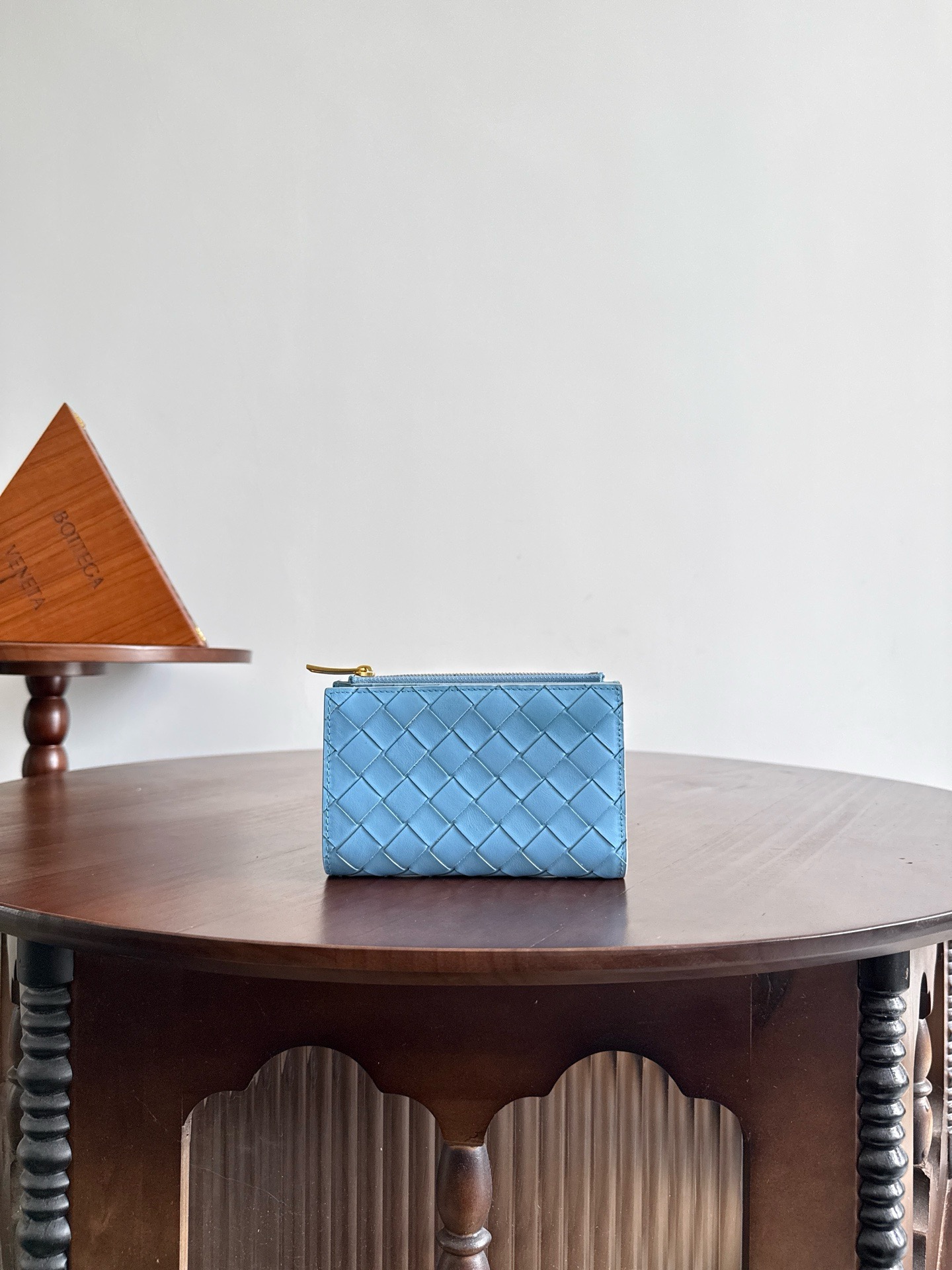 보테가 베네타 Bottega Veneta 667468 Medium Bi-Fold Zip Wallet 14.5cm