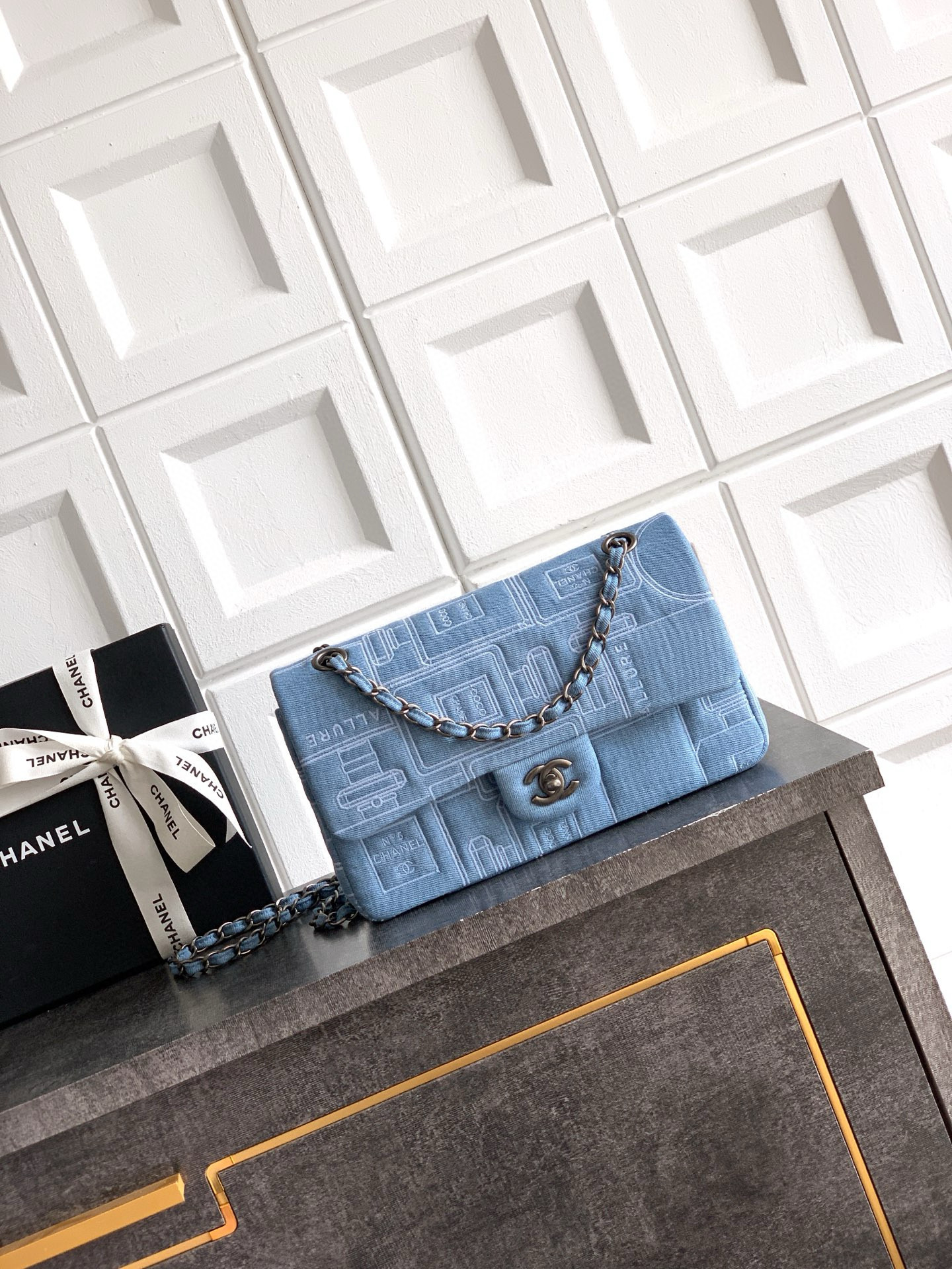 샤넬 Chanel 2.55 Flap Bag Blue 25cm