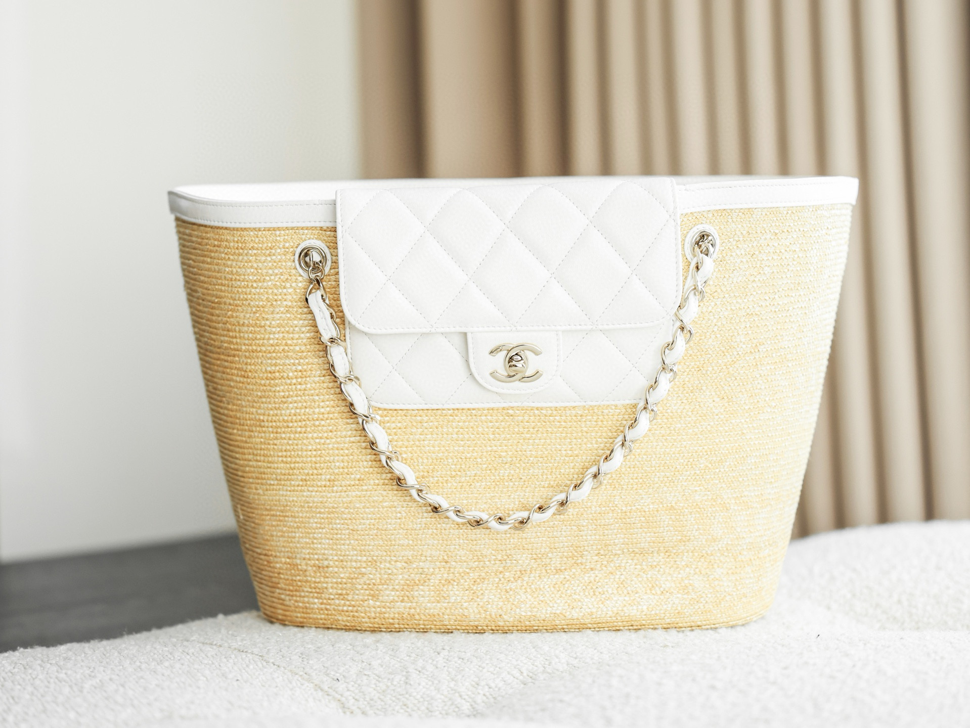 샤넬 CHANEL 26C AS5952 Large Shopping Bag Braided Straw&White 53cm