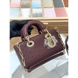 디올 Dior Small Lady D-Joy Bag ostrich Wine red 22cm