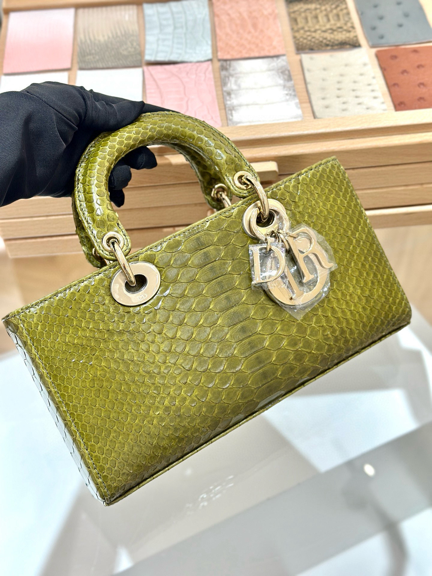 디올 Dior Medium Lady D-Joy Bag green 26cm