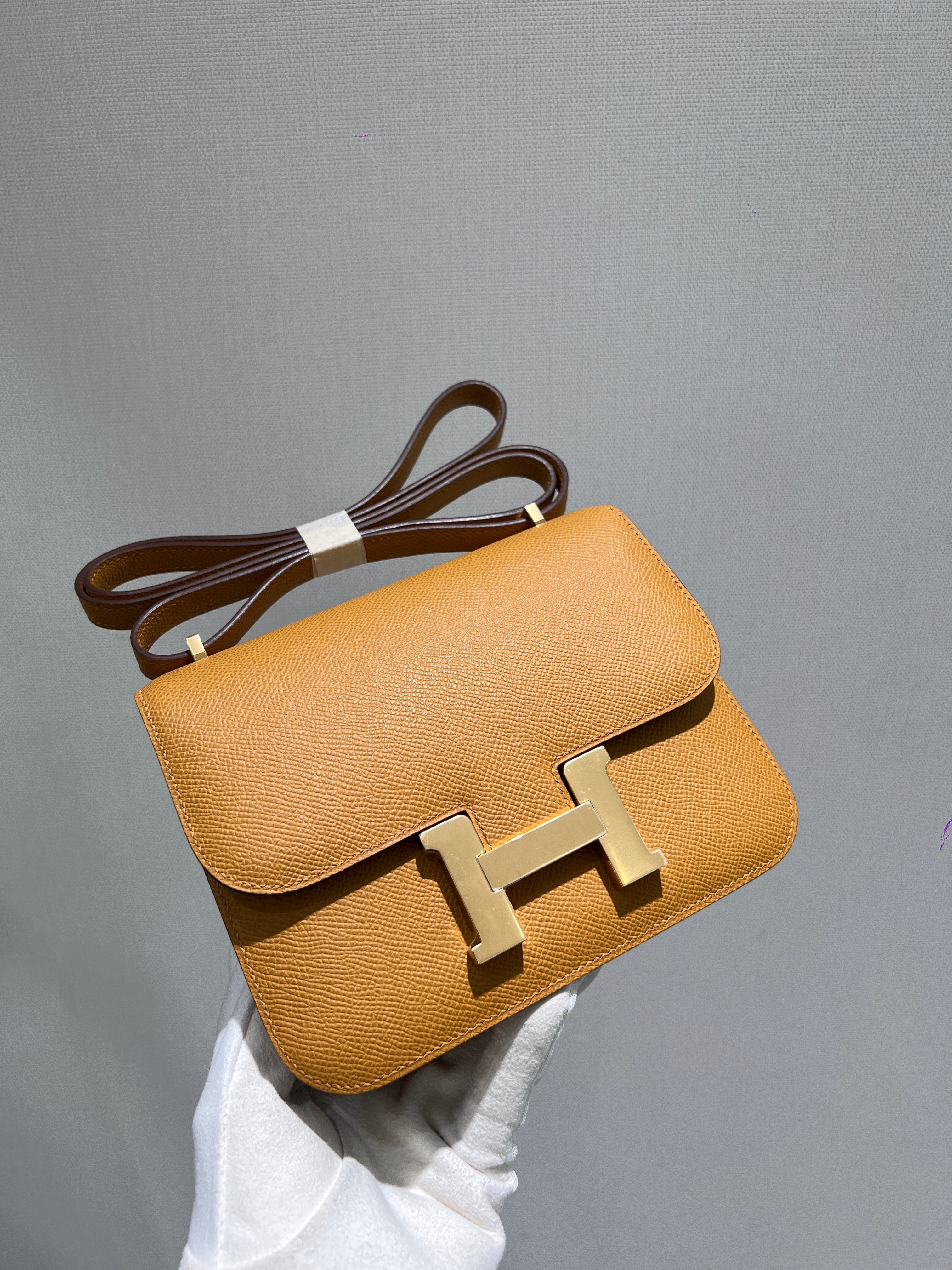 에르메스 Hermes Constance 19cm Epsom 2S Sesame/gold