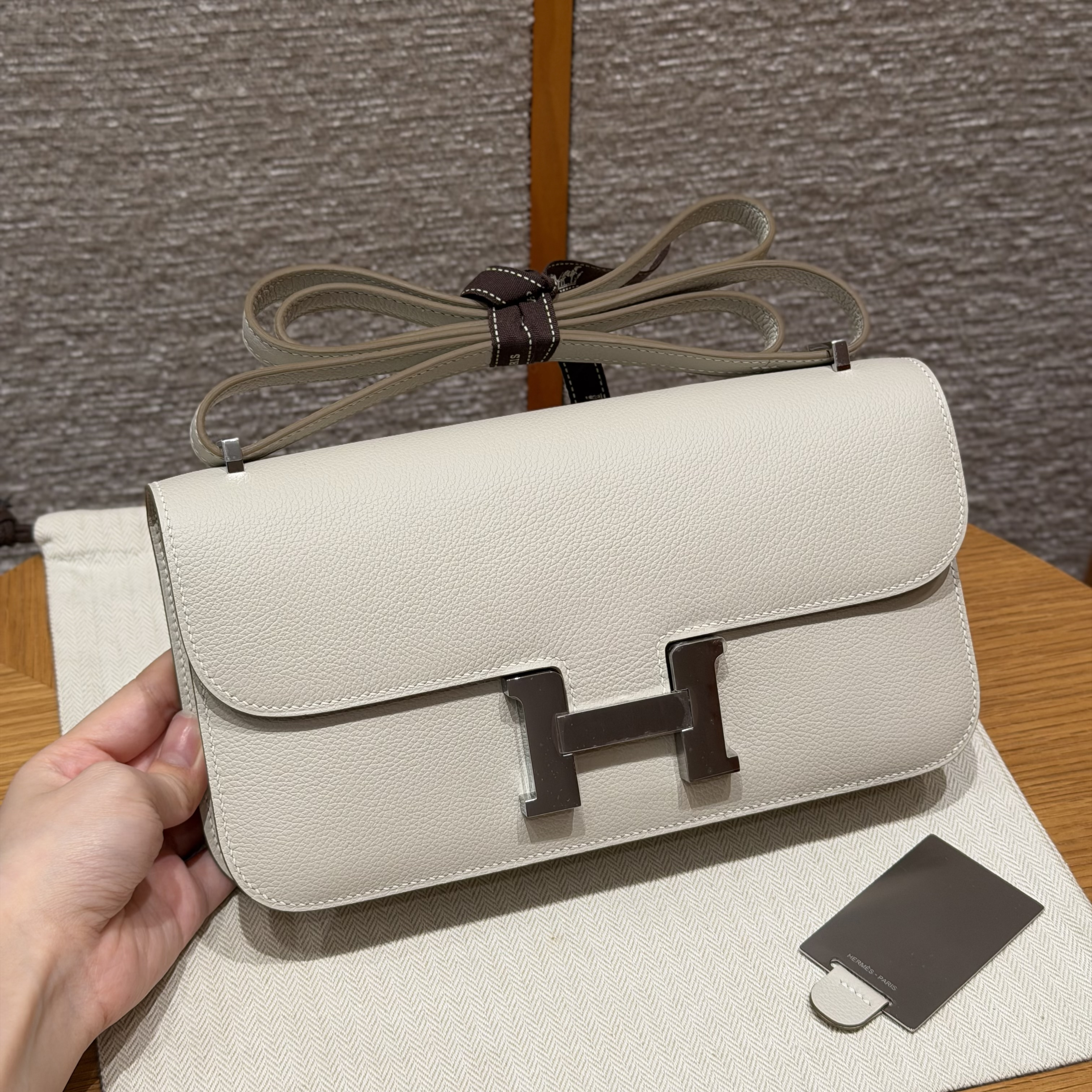 에르메스 Hermes Constance Elan 24cm Evercolor 80 Gris Perle/silver